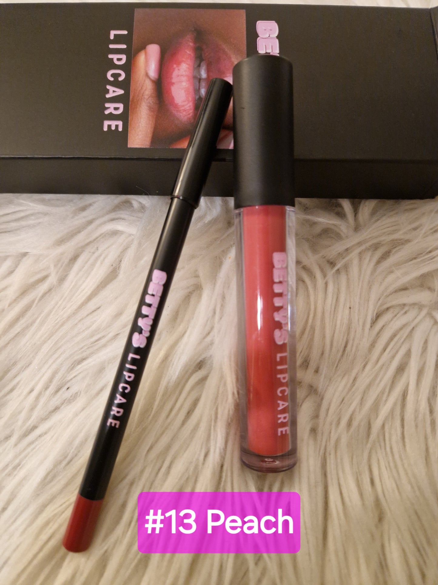 LIP MATTE GLOSS WITH LIP LINER SET