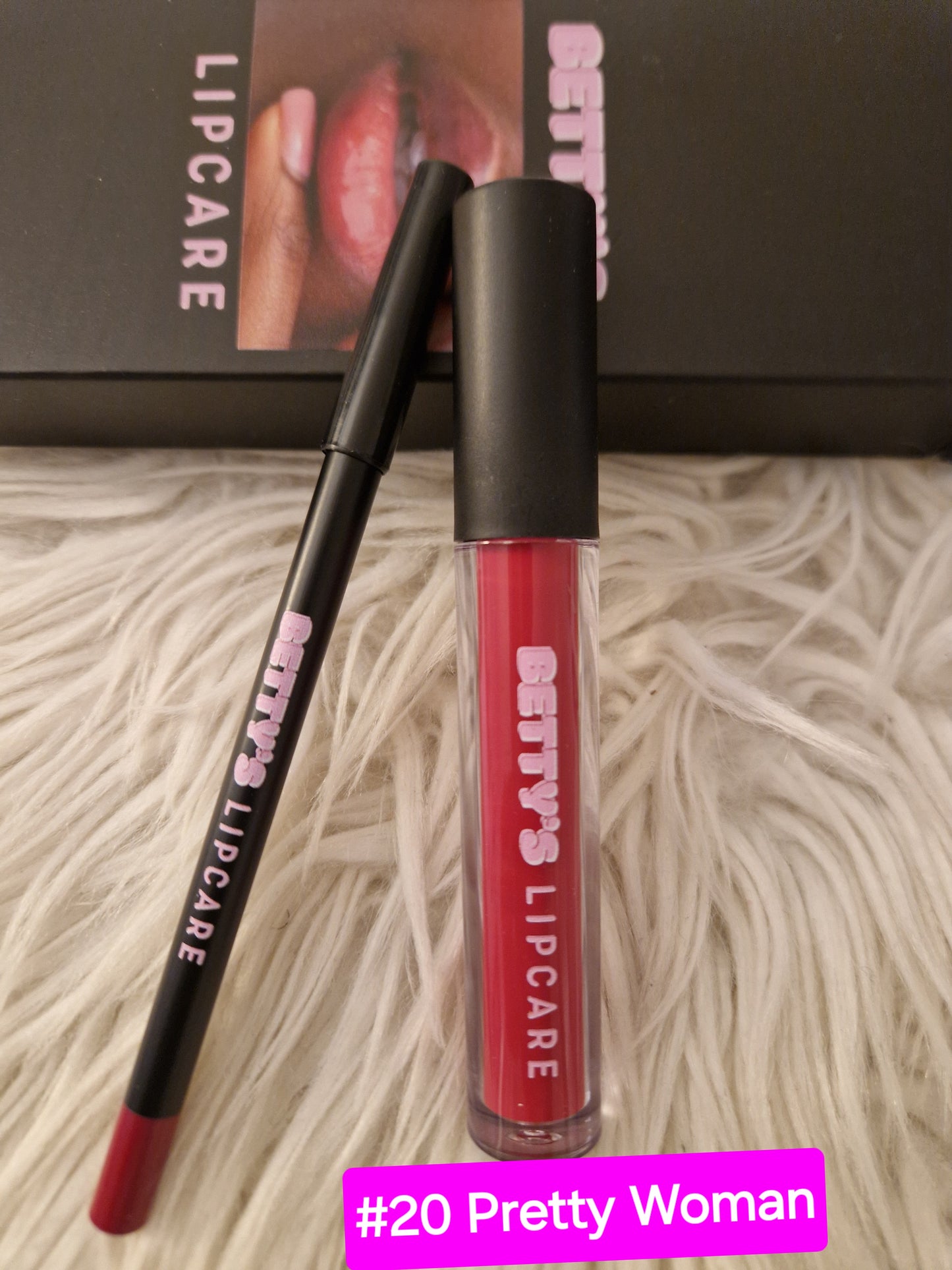 LIP MATTE GLOSS WITH LIP LINER SET